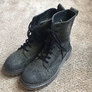 Leopard combat boots